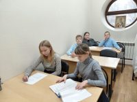 Занятия в Воскресной школе храма